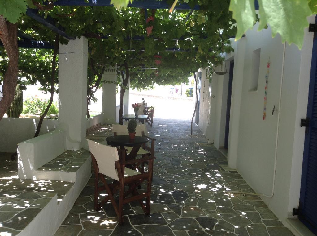 Nikoletta Rooms Páros Exteriér fotografie