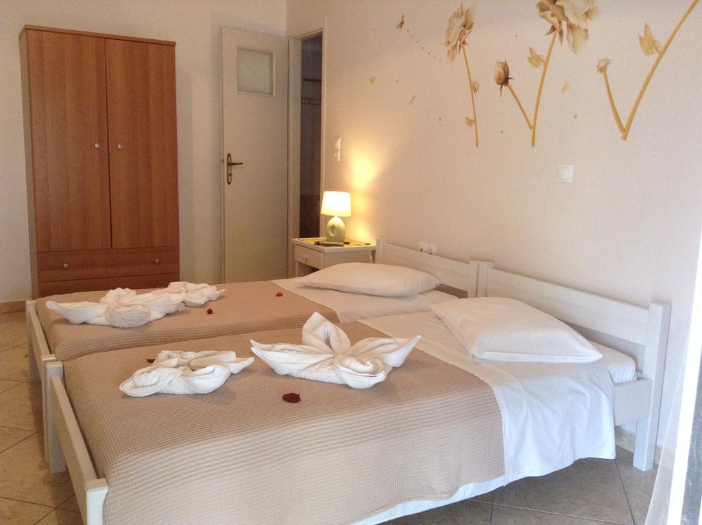 Nikoletta Rooms Páros Exteriér fotografie