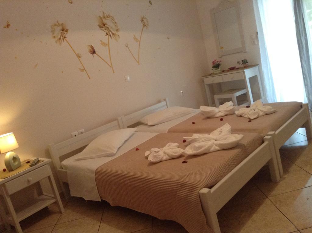 Nikoletta Rooms Páros Exteriér fotografie