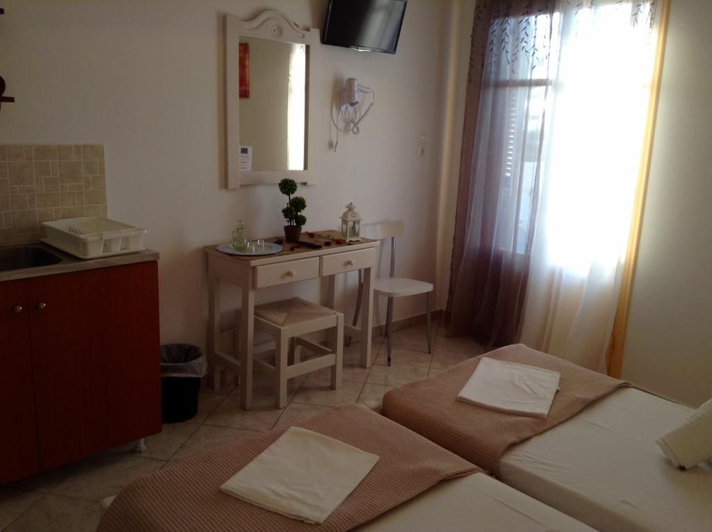 Nikoletta Rooms Páros Exteriér fotografie